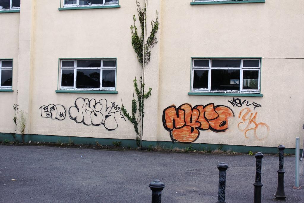 graffiti-firestation.jpg